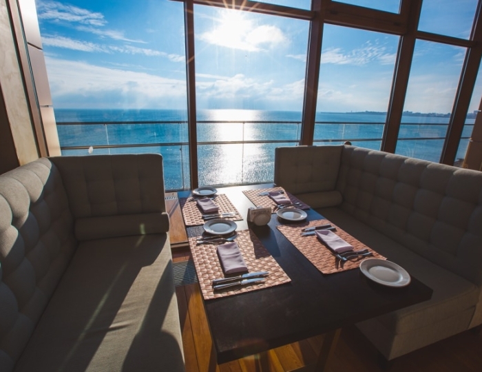 Зал Oblaka Bar - Отель Ribera Resort & SPA / Рибера Резорт & СПА